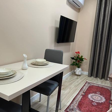 Smart Home , Lovely Apartment In טיראנה מראה חיצוני תמונה