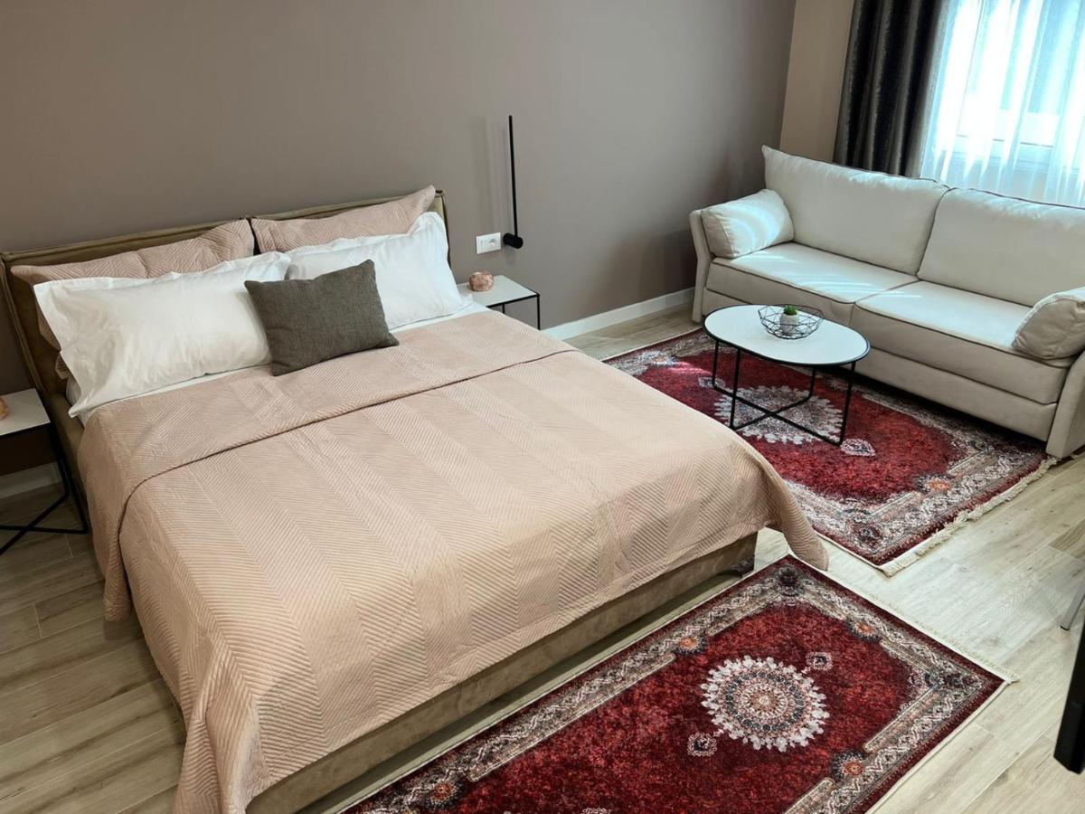Smart Home , Lovely Apartment In טיראנה מראה חיצוני תמונה